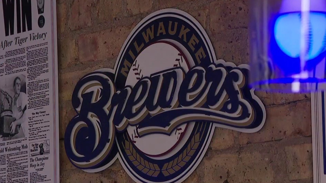 Brewers fans flock to Wrigley for Brew Crew Tuesday