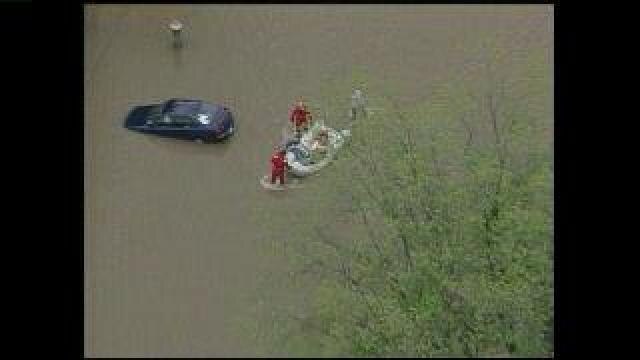 Kim Murphy reports on flooding (6-8-08)