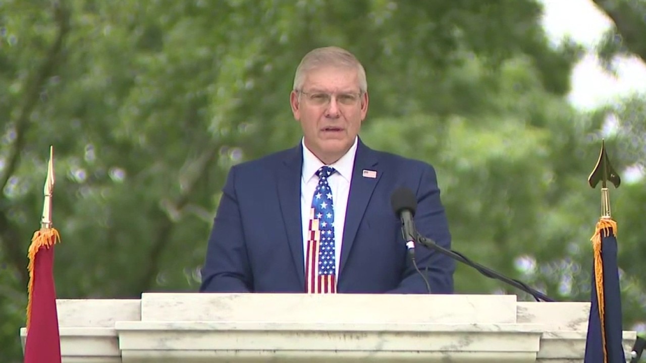 Atlanta veterans honor the fallen at new Vietnam War Memorial