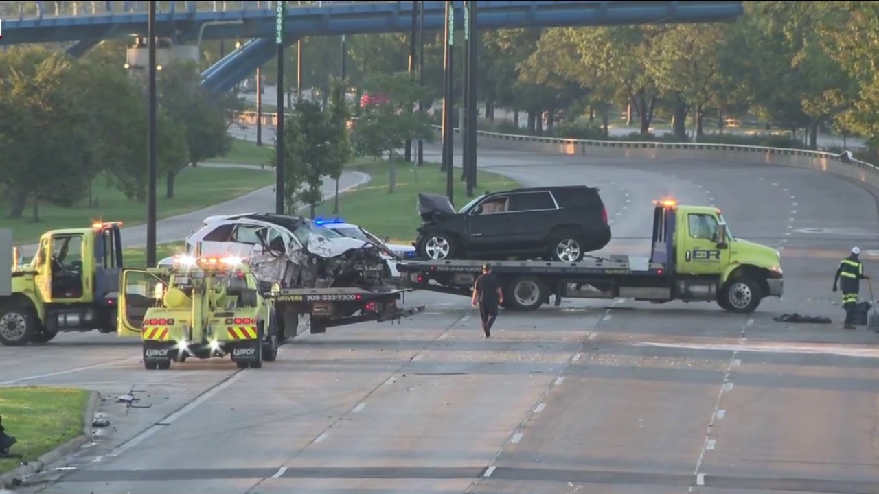 Woman killed in wrong-way crash on Chicago's Lake Shore Drive
