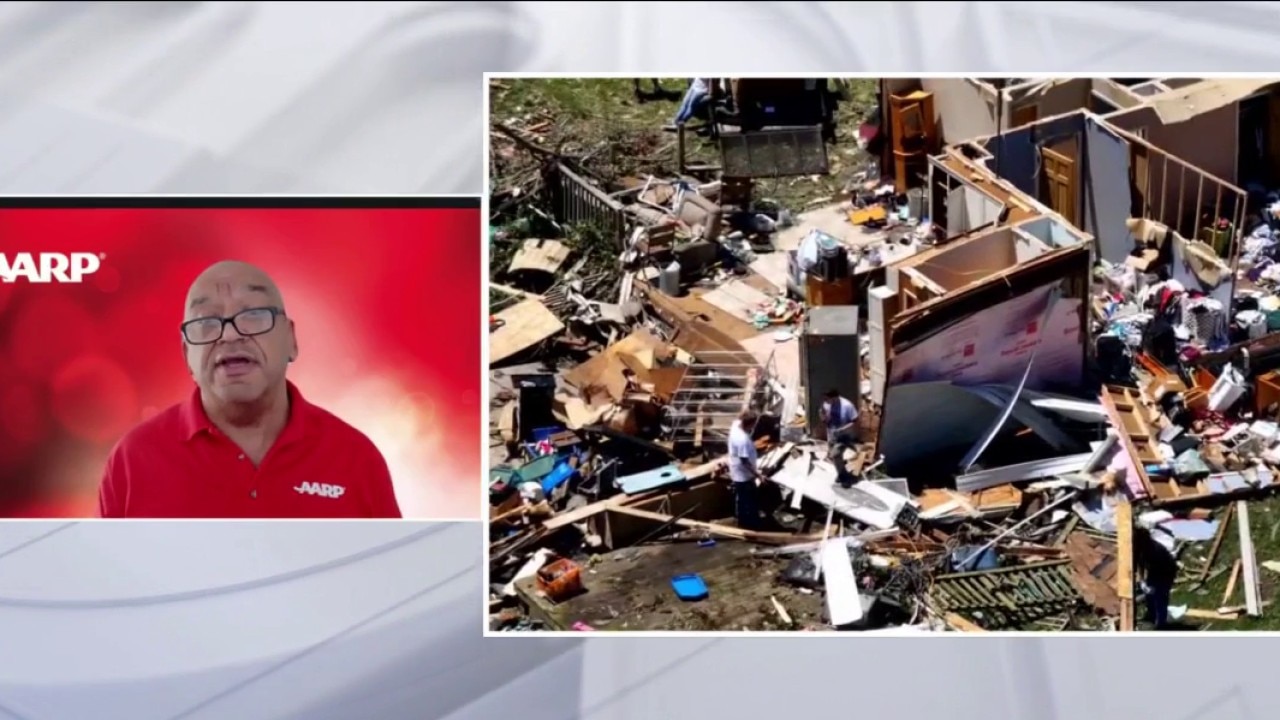 400K customers without power across Illinois, Indiana after storms