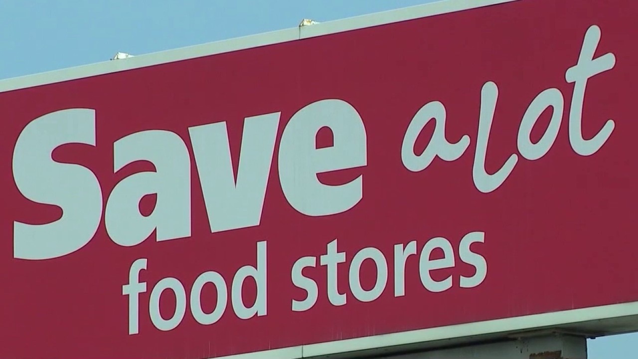 7 Chicago Save A Lot stores could close this weekend, raising food desert concerns