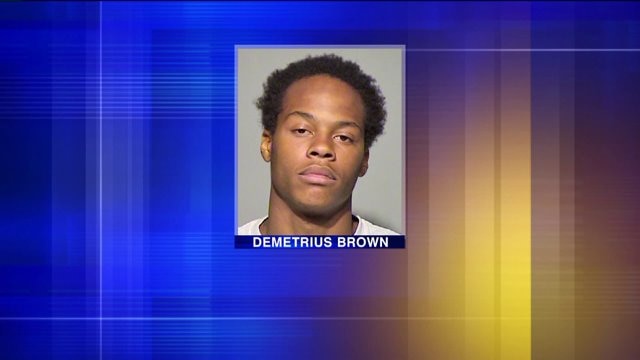 Defense lawyer takes issue with FOX6s camera in court in Walgreens "smash & grab" burglary case