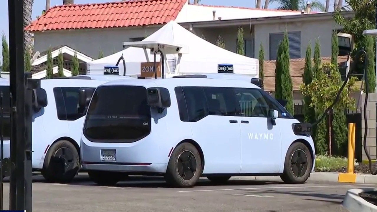 Waymo expands in Southern California