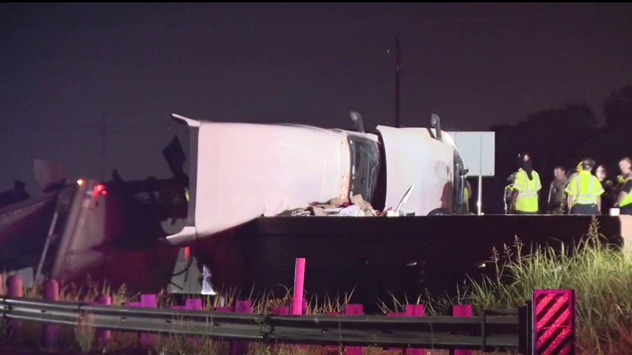 Three people, 1 dog dead in fiery Kaufman County crash