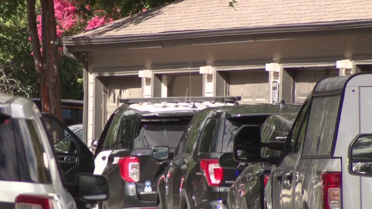 Woman killed at South Austin apartment complex
