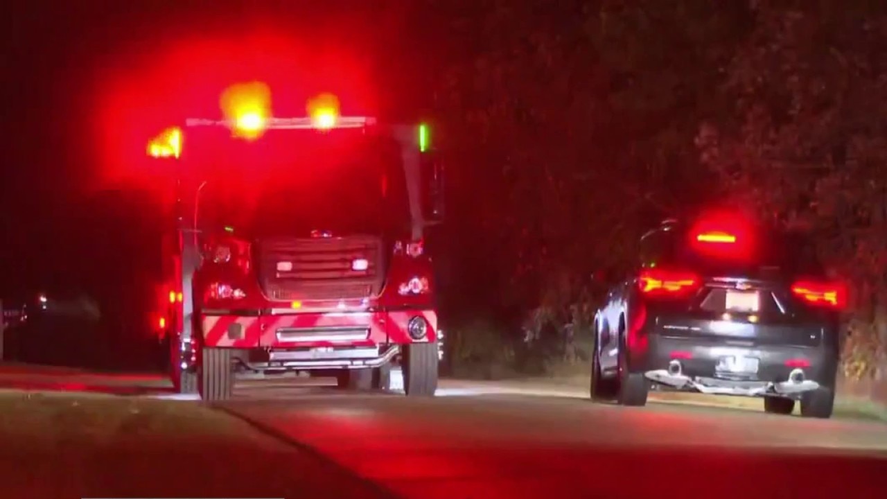 Sauk County plane crash; 5 adults, 1 child dead