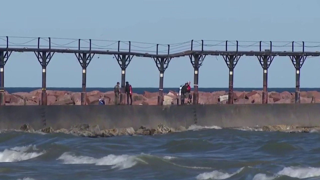 Boy missing after disappearing in Lake Michigan at Indiana beach