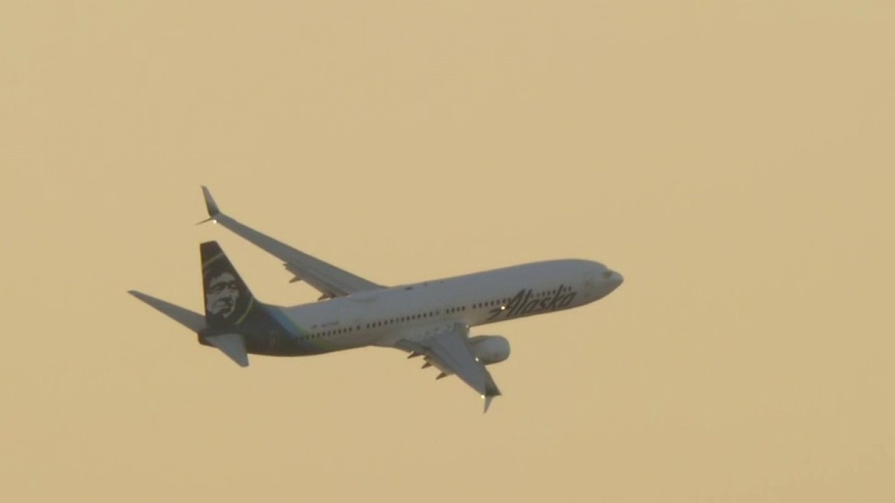 First flight departs from new Hollywood Burbank Airport terminal