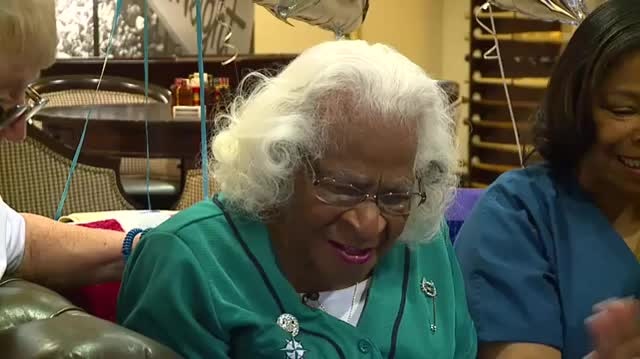 104-year-old Mariners Fan