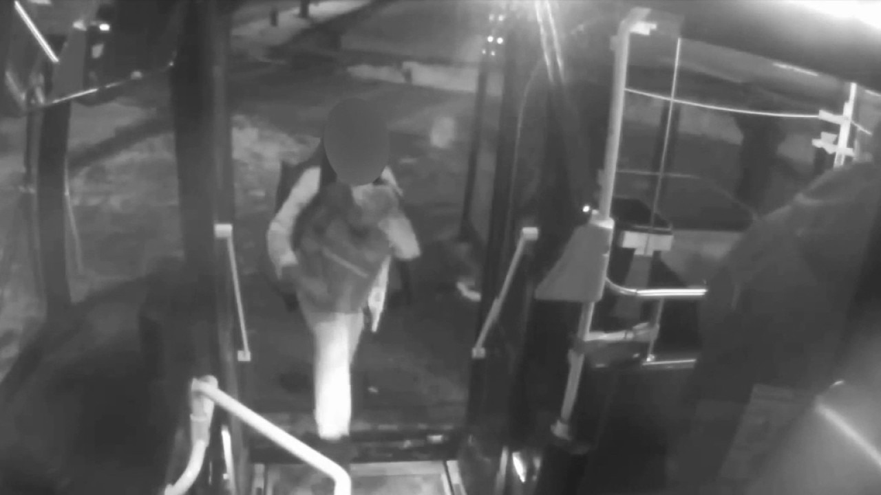 MCTS bus driver helps girl alone at night in Milwaukee