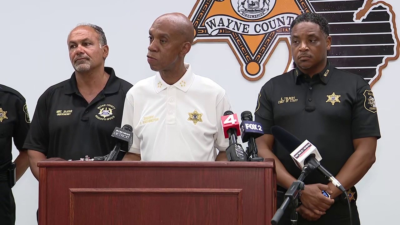 Wayne County officials give update on I-94 shooting, police scene
