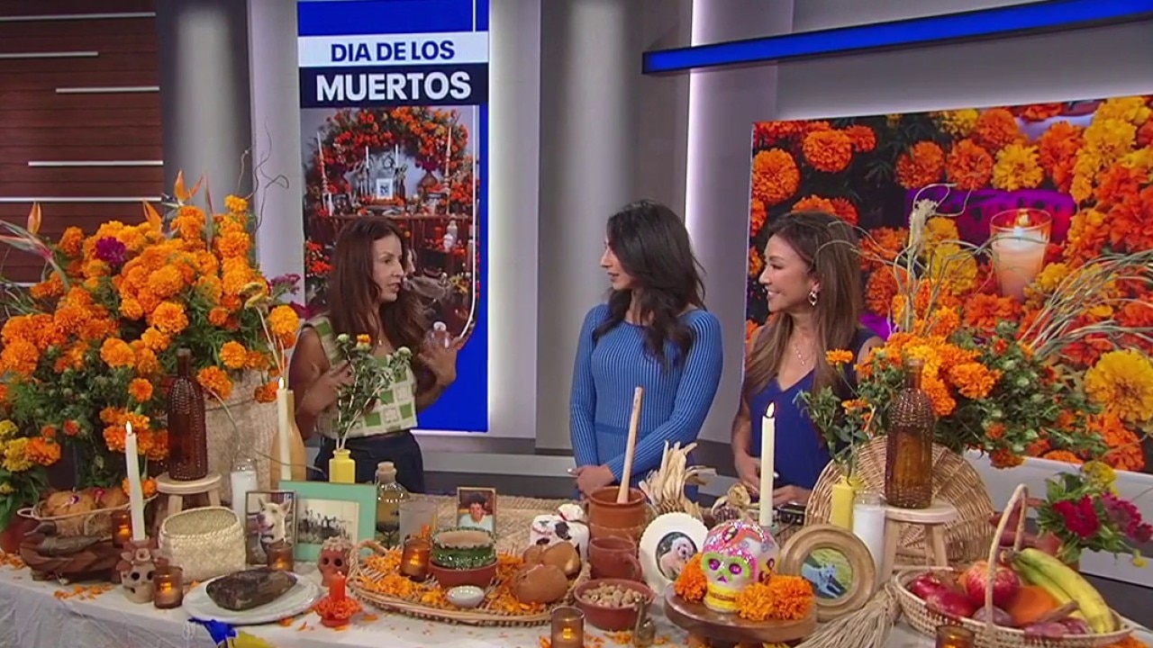 Creating a Día de los Muertos ofrenda