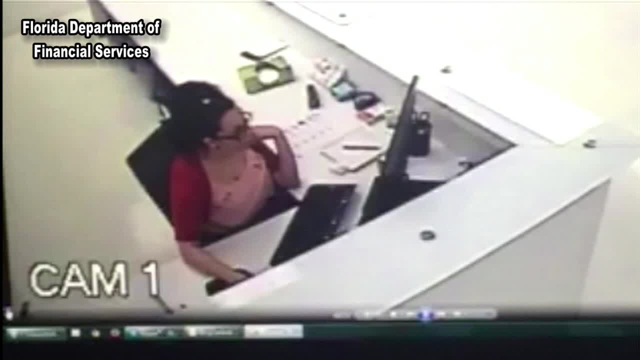 RAW: Woman fakes on-the-job injury
