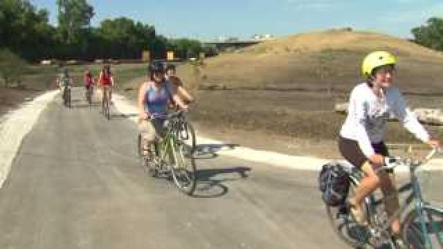 3 Bridges Park to open in Milwaukee