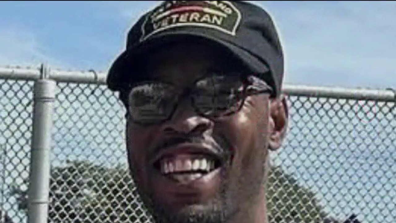 Man shot and killed while walking dog in East Oakland hills