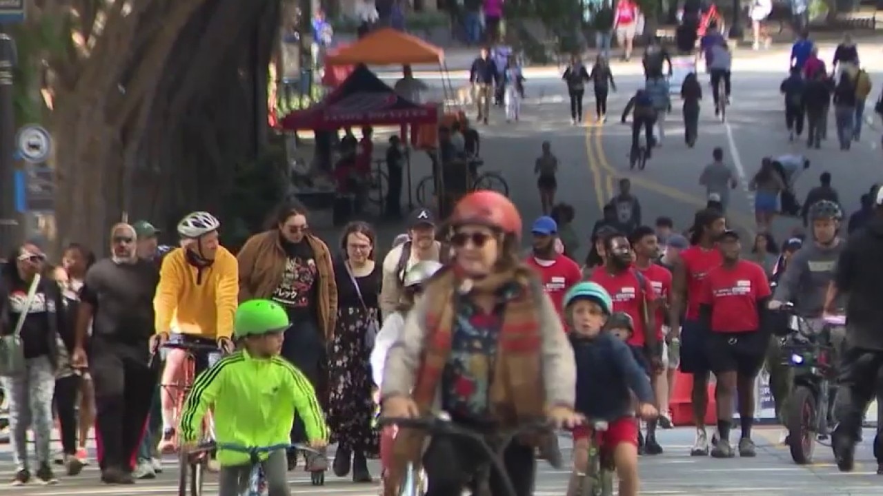 Atlanta Streets Alive closes Peachtree Street for arts festival