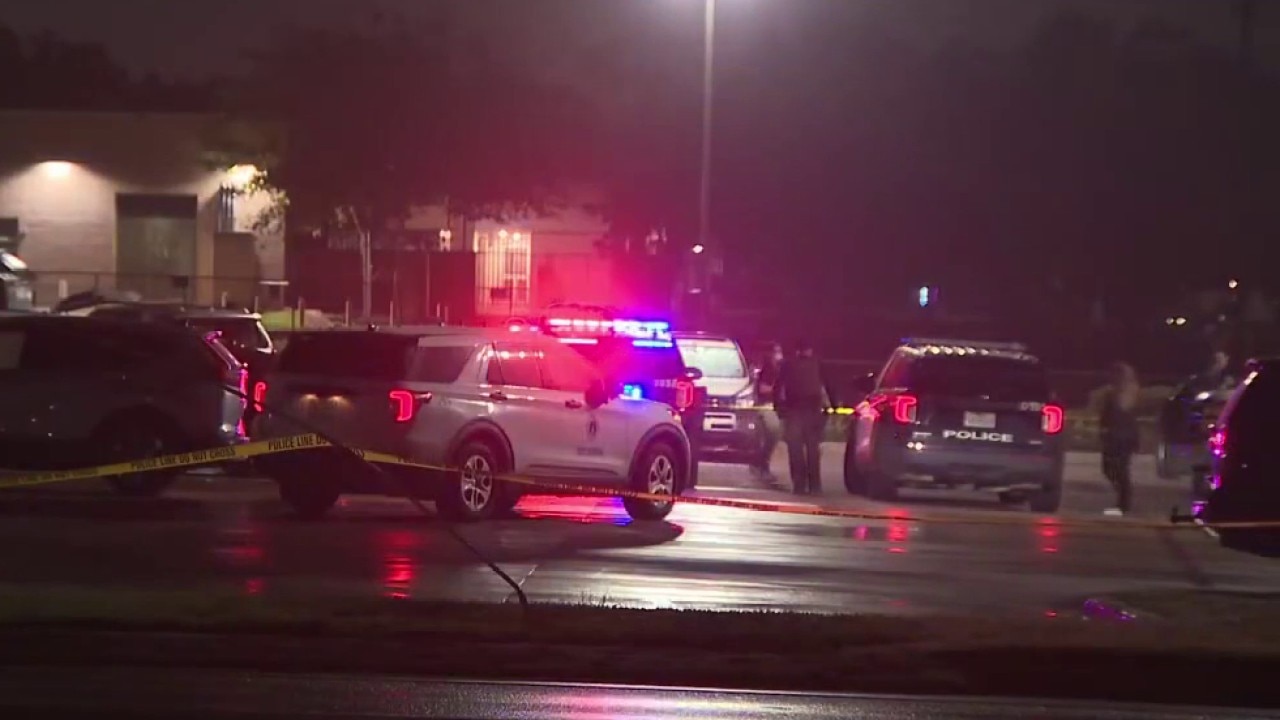 Man shot, killed in parking lot of North Austin restaurant