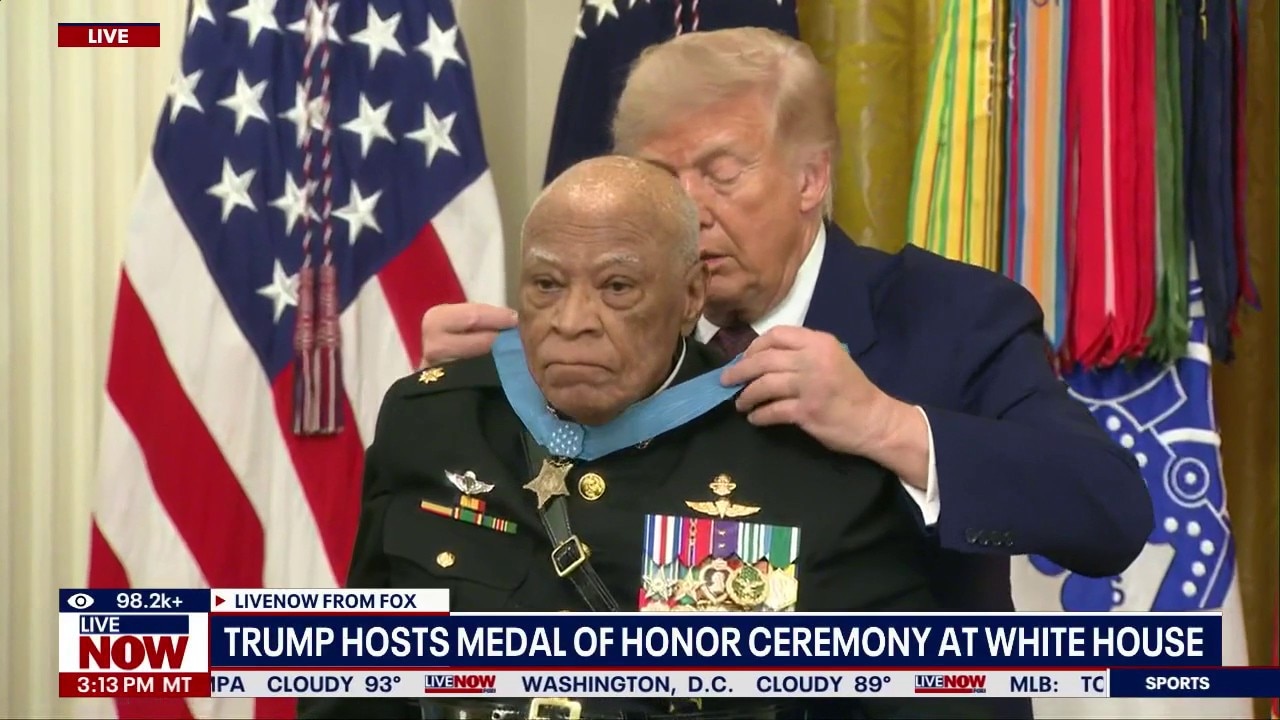 President Trump awards Medal of Honor to 3 veterans