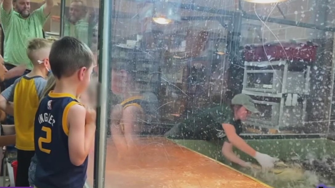 Man shares his experience saving woman from gator attack