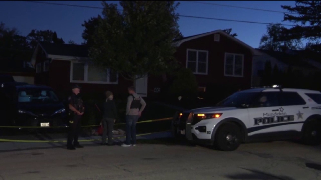 5 dead in apparent murder-suicide at Mundelein home, police say