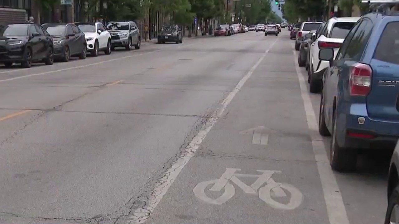 Chicago’s bike lane ticketing program faces a December deadline: What happens next?