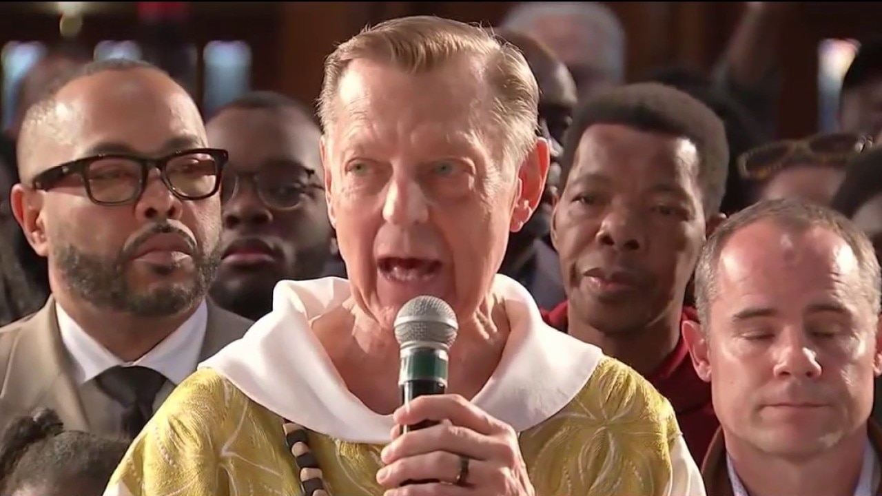 Local faith leaders back Pope Leo in feud with Trump