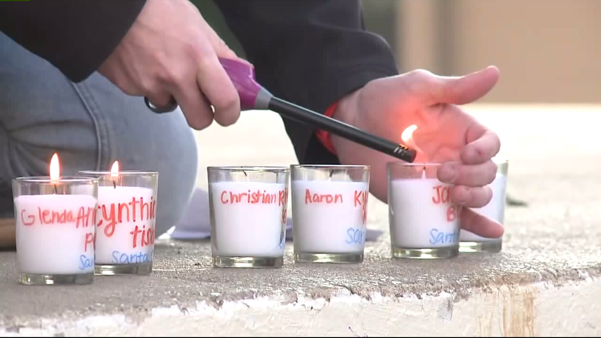 Vigil in Waukesha for Texas school shooting victims