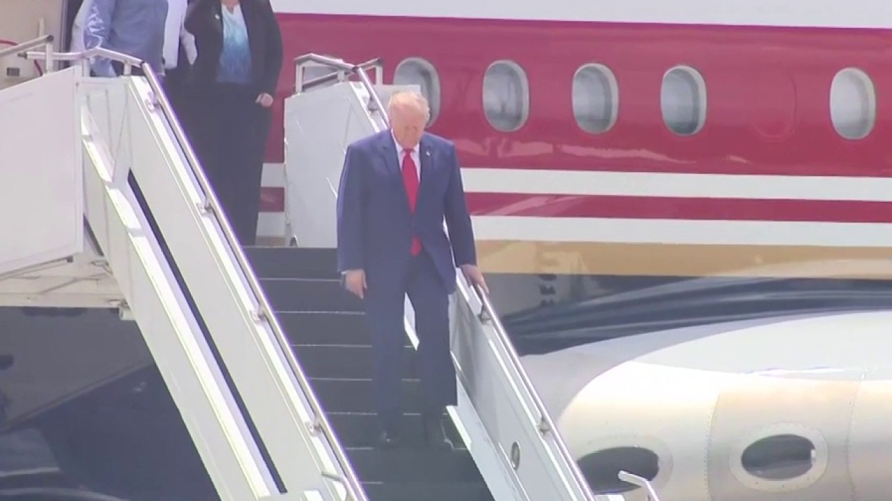 Dobbins Air Reserve Base welcomes presidential landing