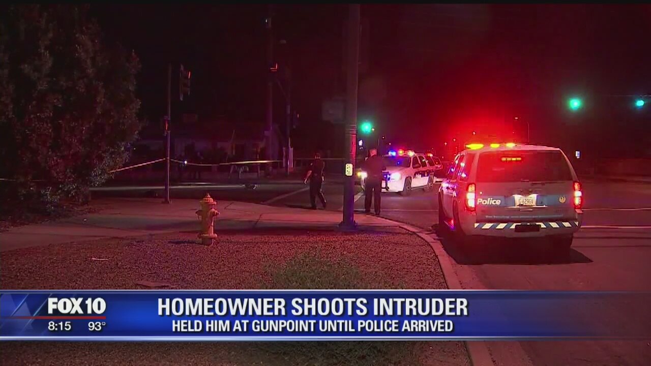 Phoenix police: Homeowner shoots crowbar-wielding intruder