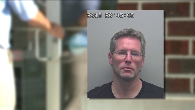 "Sorry about this:" Accused serial pharmacy robber with a conscience hit same drug store three times