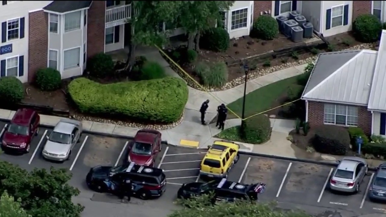 1 dead, 3 injured in downtown Atlanta apartment shooting