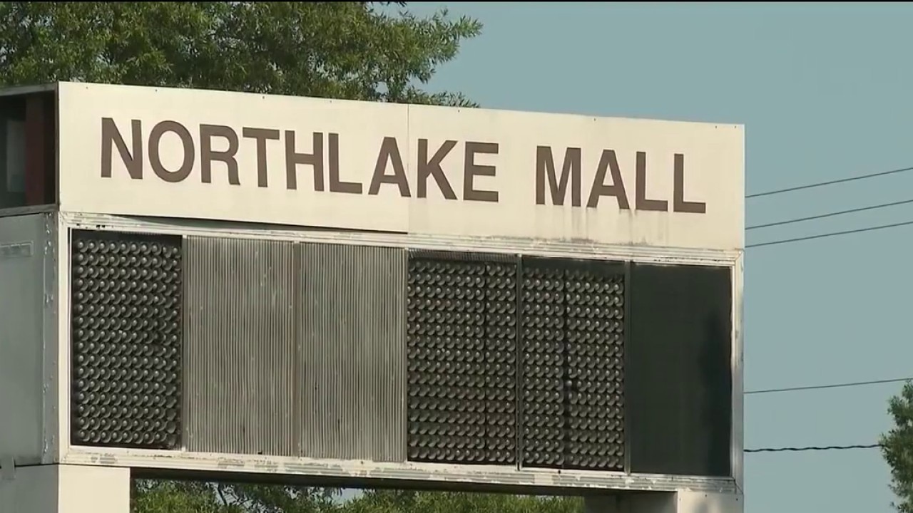 Owner blames mall management for sudden eviction notice