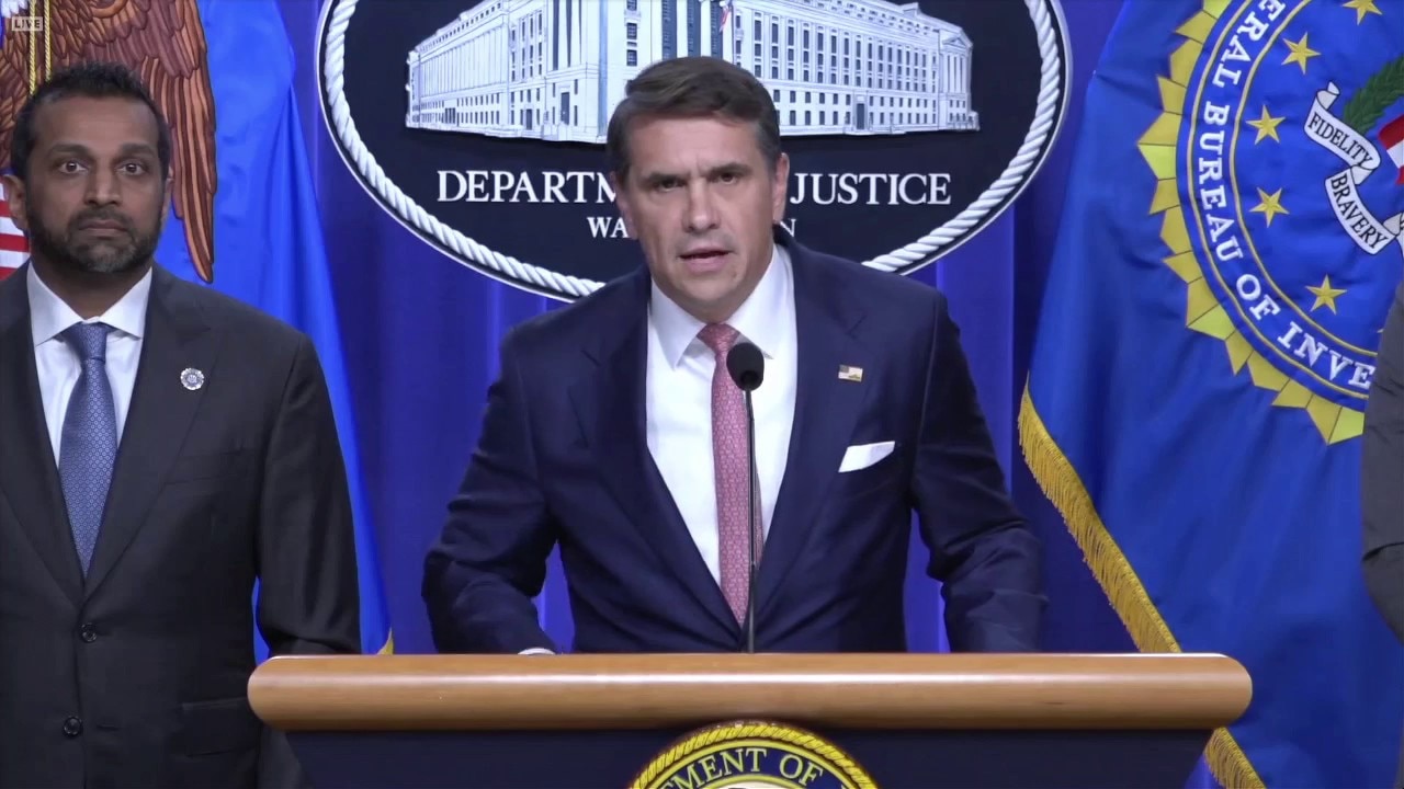 DOJ charges 8 alleged Tren de Aragua gang members in Illinois and Texas murders