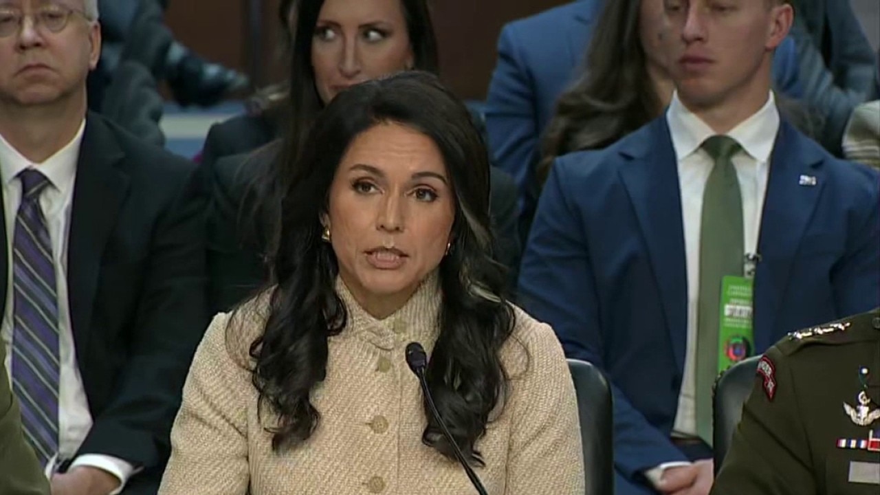 Tulsi Gabbard resigns 