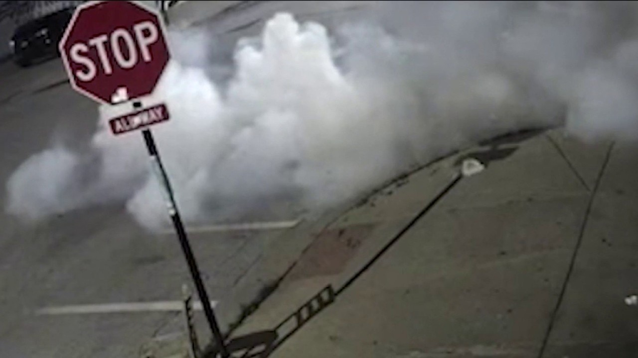 Police investigating early morning explosion outside Chicago alderman's home