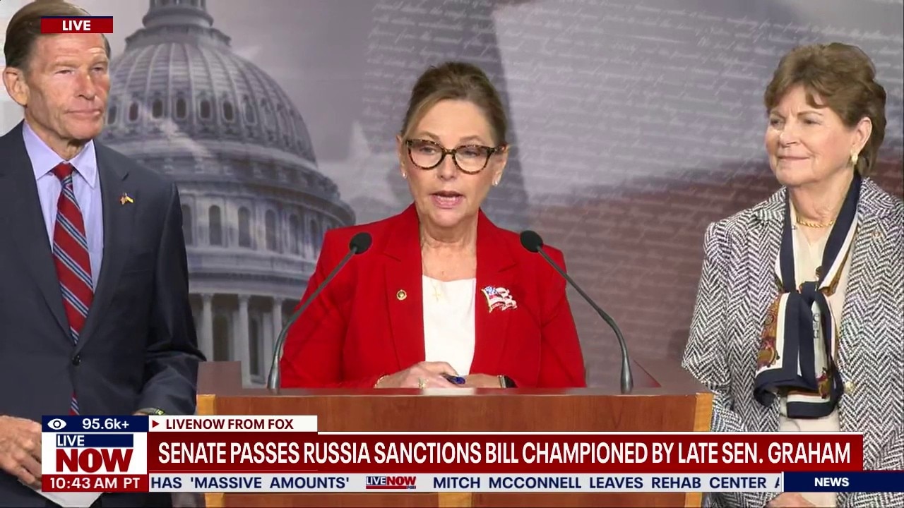 Senate passes Russia sanctions bill