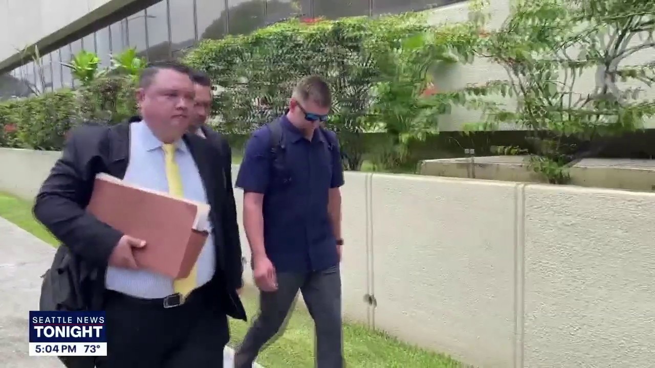 WA man accused of hurling rock at Hawaiian seal pleads not guilty