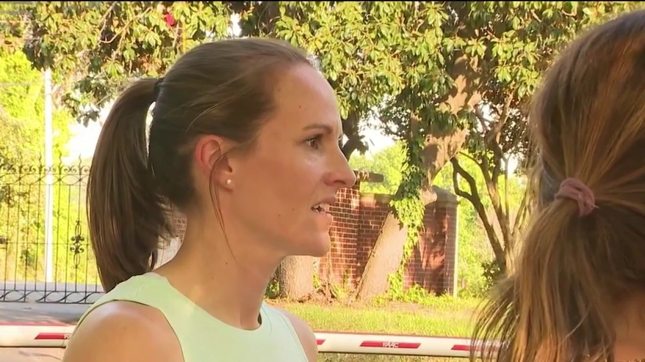 Amputee teacher runs Boston marathon after crash