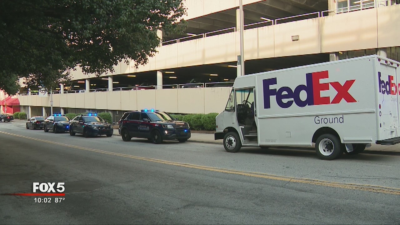 Police: FedEx driver delivers shooting victims to hospital