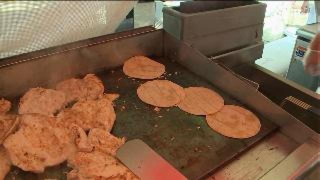Chip checks out food as part of Zoo a la Carte