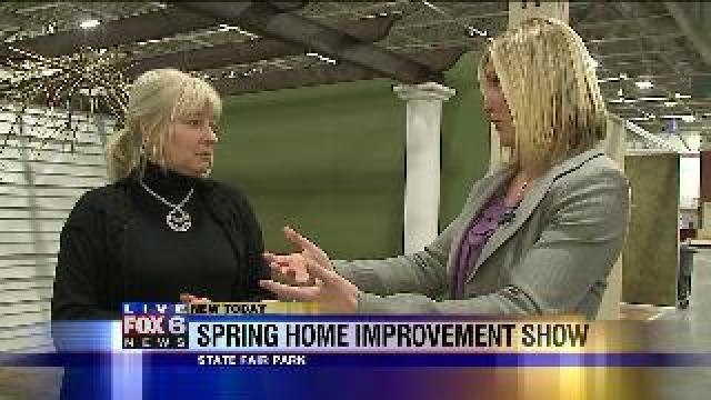 Laura talks with interior design instructor