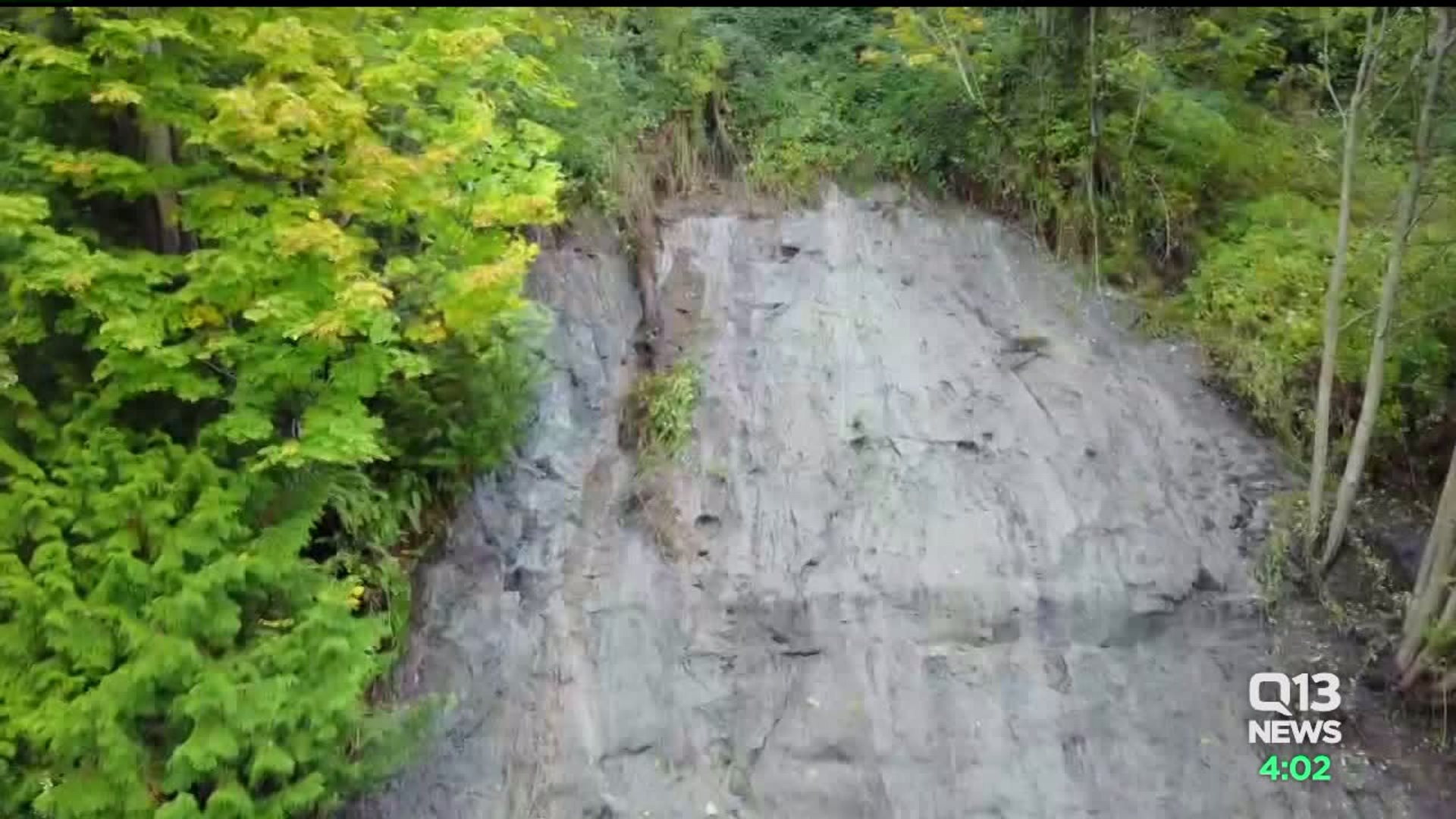 Landslide damages Edmonds home