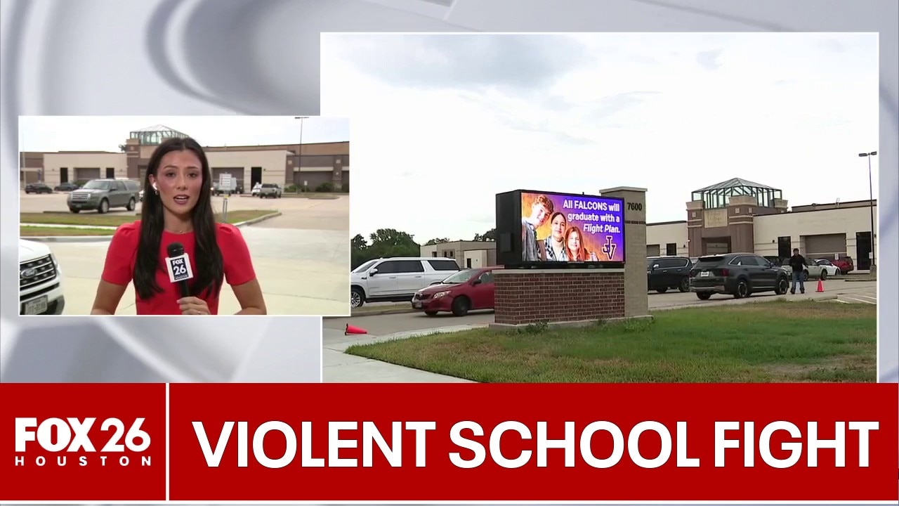 Knife pulled during Jersey Village school fight