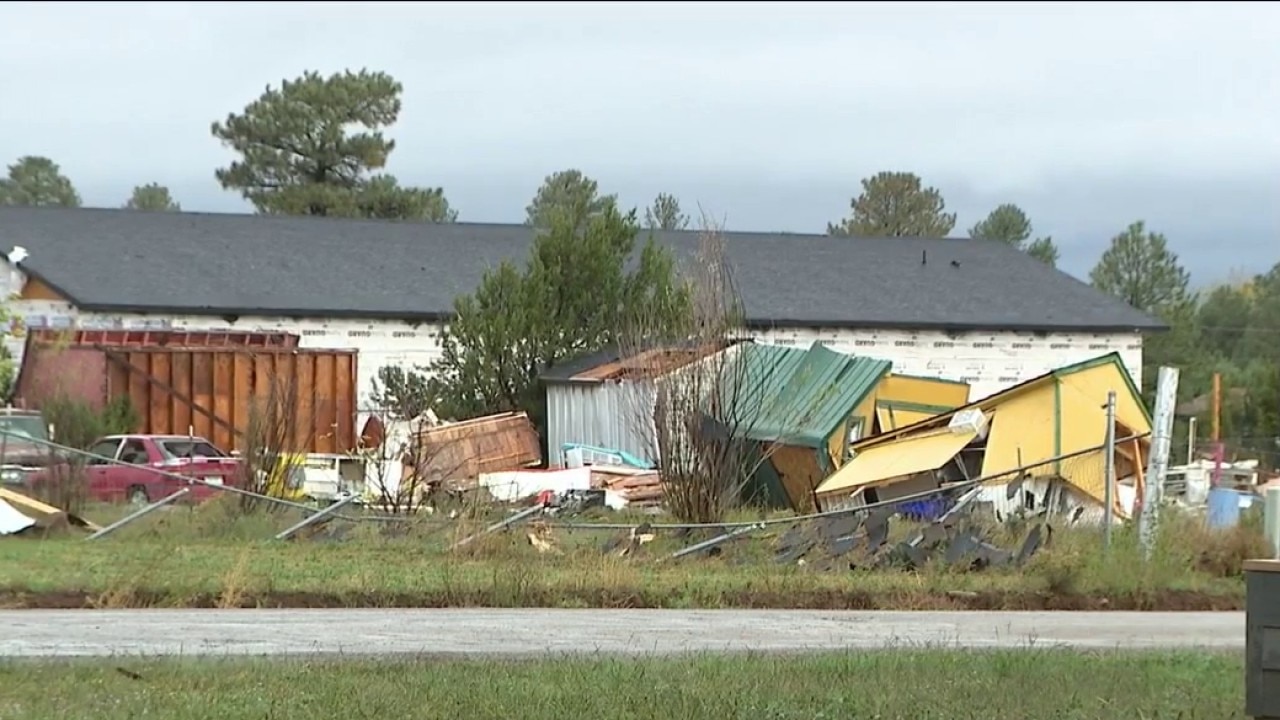 Cleanup underway in Heber-Overgaard after suspected tornado