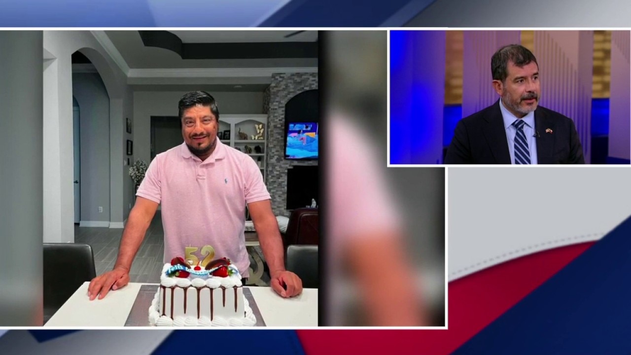 Houston ICE shooting could trigger political backlash | What's Your Point?
