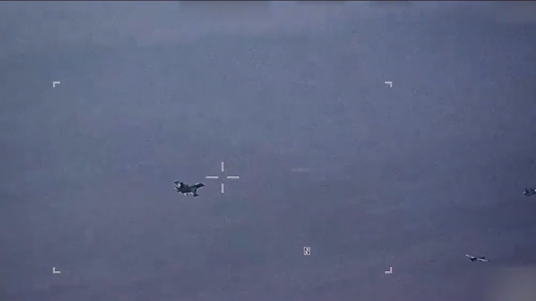 Russian fighter jets taunt US drones