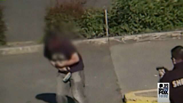 King Co. sheriff`s sergeant shoots knife-wielding man