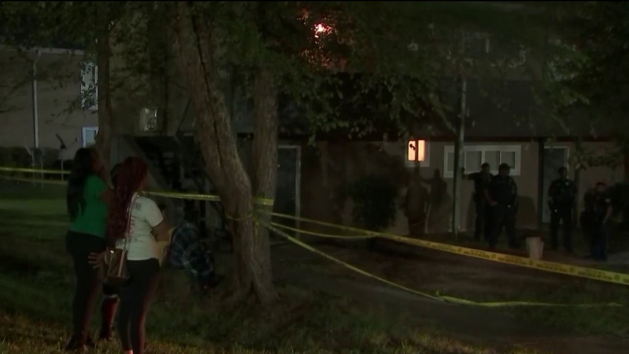 Southwest Atlanta apartment fire turns into homicide probe