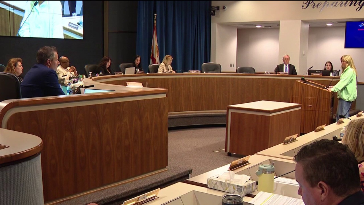School Board debates superintendent proposal